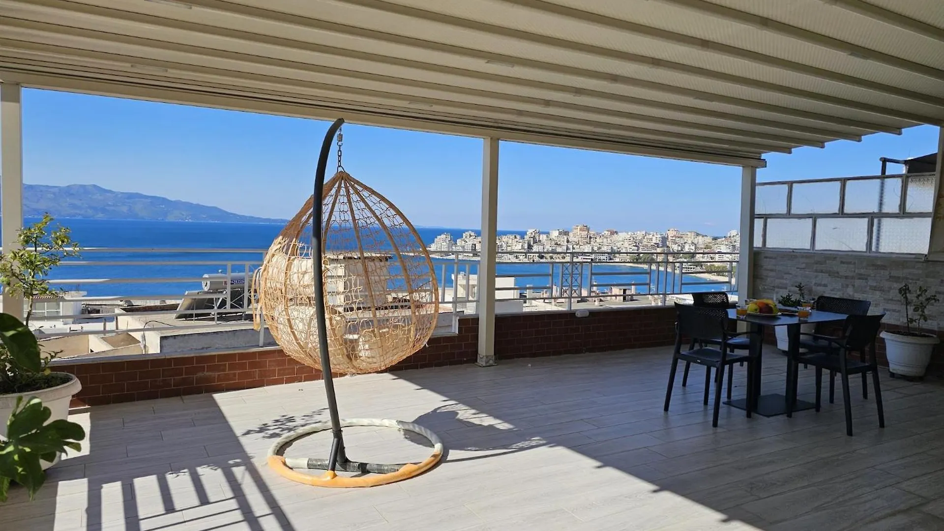 Two-Bedroom Penthouse Apartment In Sarandë