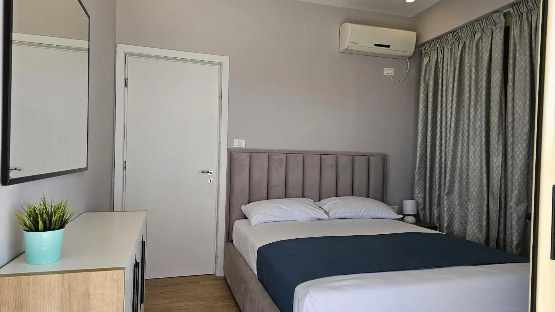 Two-Bedroom Penthouse Apartment In Sarandë